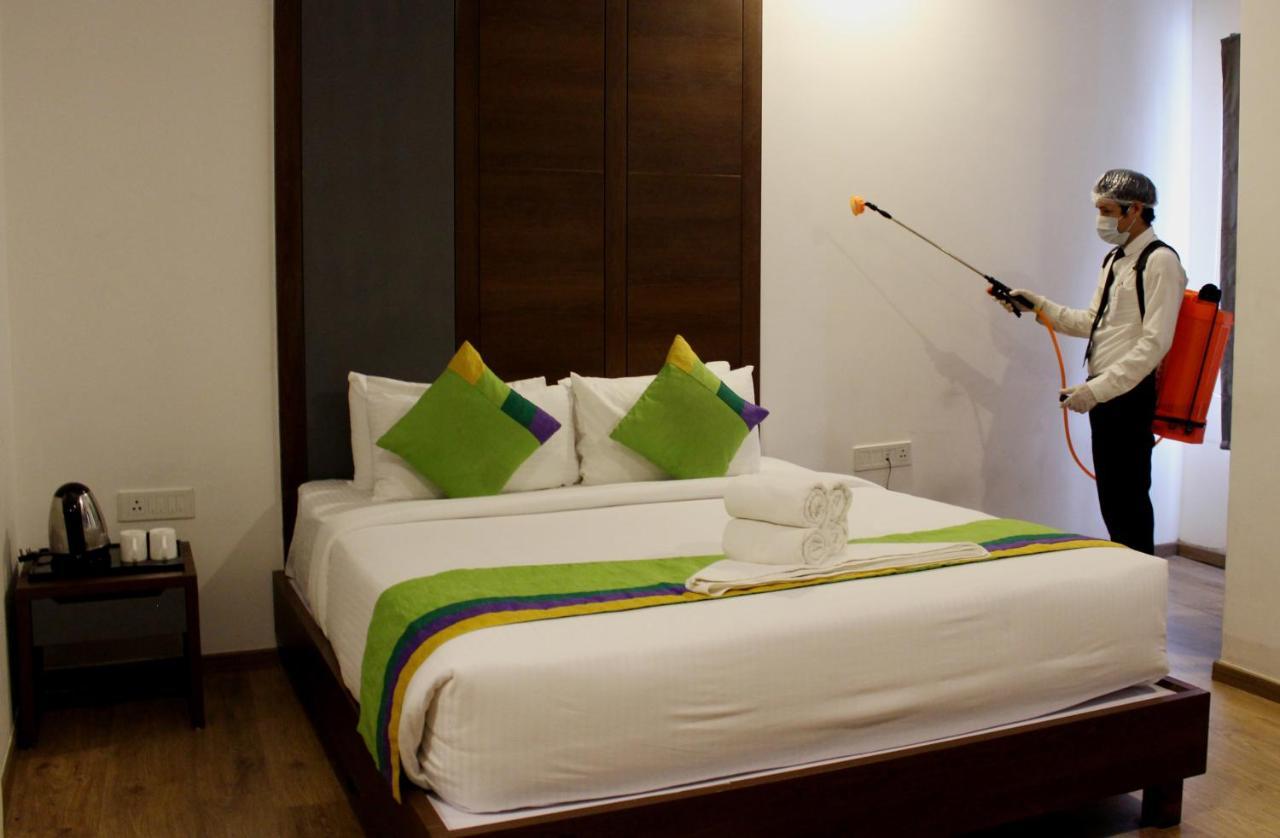 Jagadish Brigade Hotel Bangalore Exterior photo